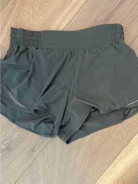 Lululemon Hotty Hot shorts Size 8